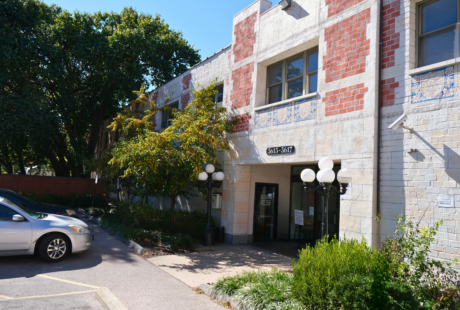 Portrait of WashU Medicine Eye Center at Forest Park